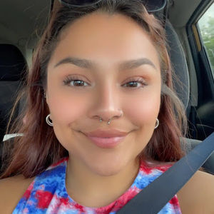 Meet your Posher, Devina